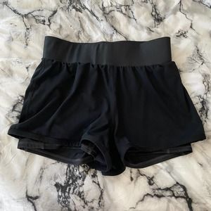 Fabletics black shorts medium